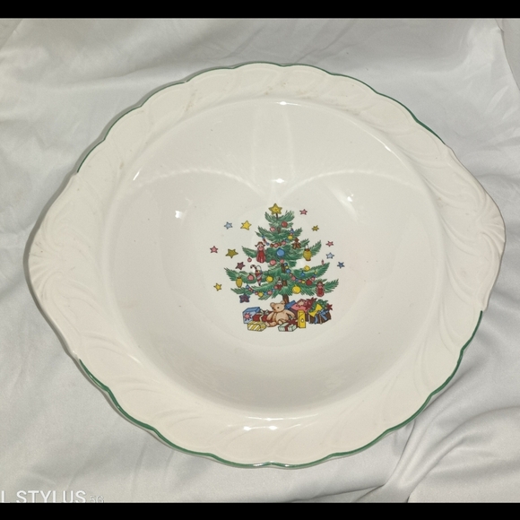 Nikko Ceramics Other - Nikko Happy Holidays Vegatable Bowl 11" Christmas Tree Vintage